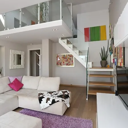 Apartment Ria *